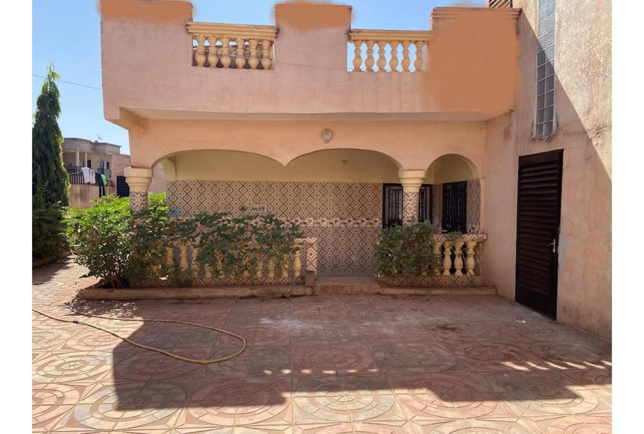 Villa Chambre B climatisée douche Cuisine salon Bamako Exterior foto